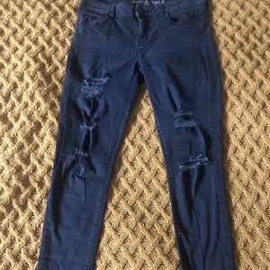 Black Distressed Jeggings